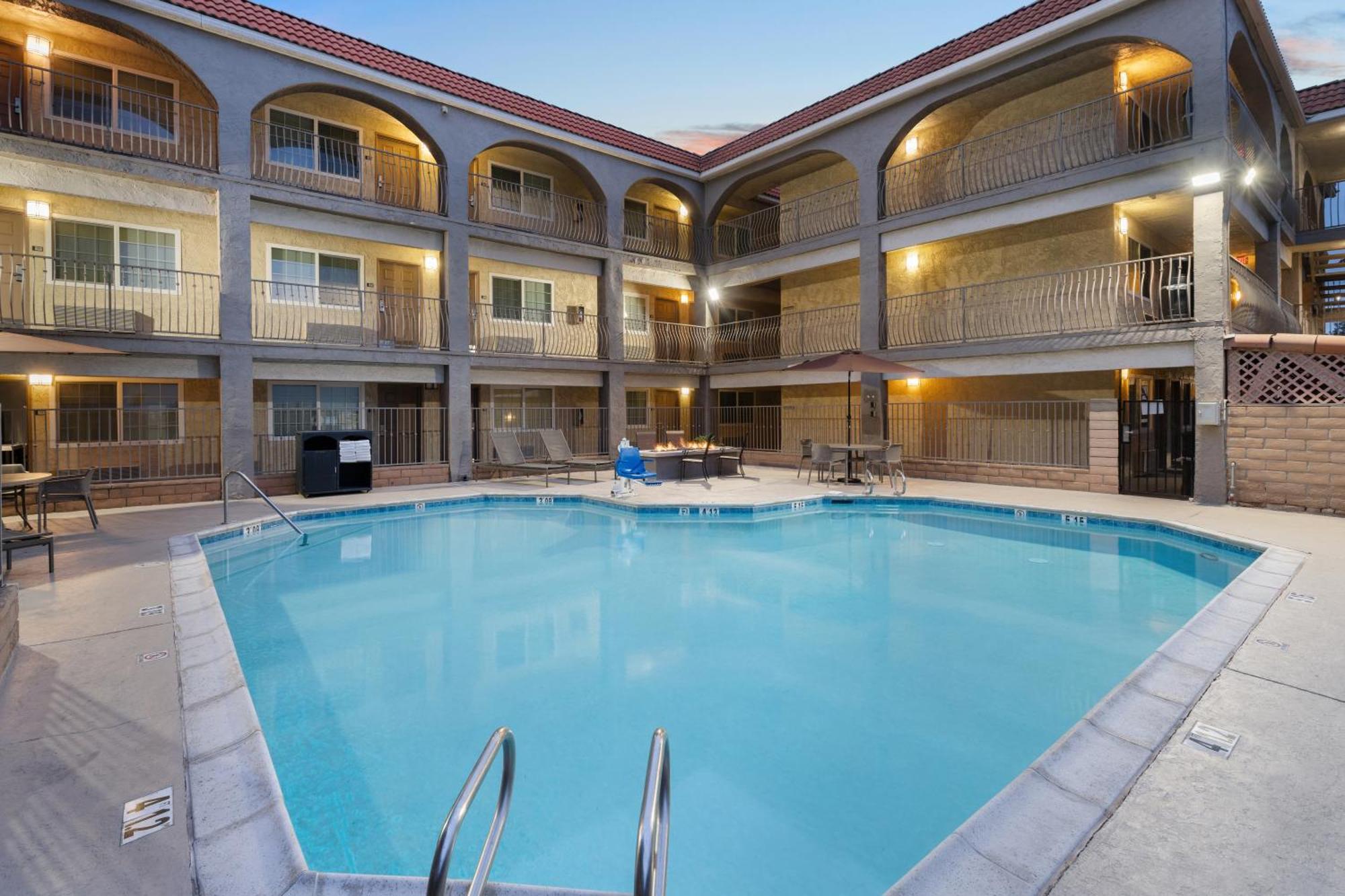 Best Western San Diego/Miramar Hotel Extérieur photo